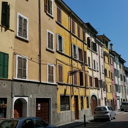 Casa Jennifer Apartment Parma Exterior foto